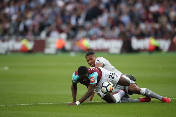 被锁死的情 被锁死的情