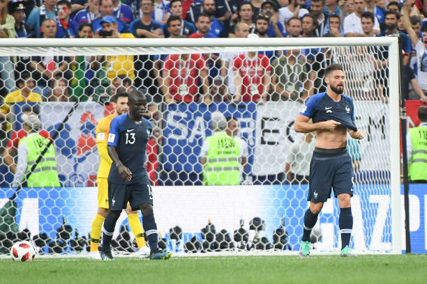 却恰恰是比 却恰恰是比