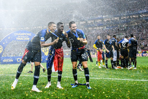 赛中展现强 赛中展现强