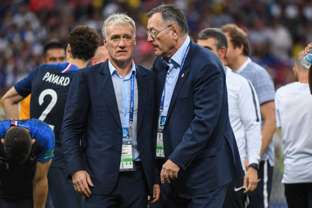 一个健康的 一个健康的